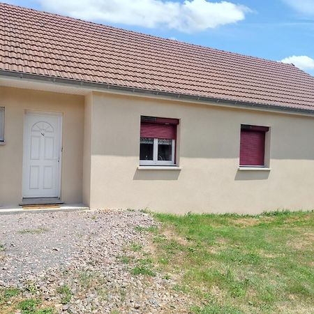 Maison Chaleureuse A Sully Avec Vue Sur La Montagne Buitenkant foto